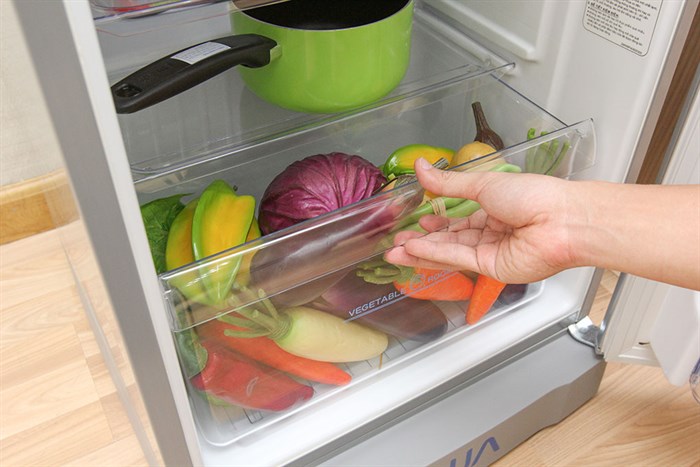 Tủ lạnh Aqua 130 lít AQR-145AN Màu Bạc