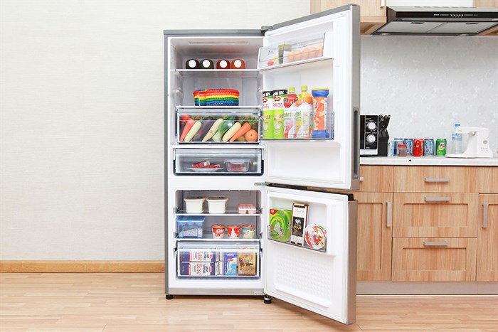 Tủ lạnh Panasonic Inverter 255 lít NR-BV288XSVN Màu Xám