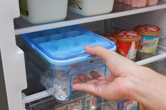 Tủ lạnh Panasonic Inverter 255 lít NR-BV288XSVN Màu Xám