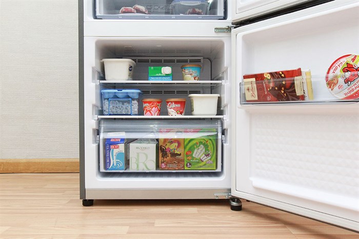 Tủ lạnh Panasonic Inverter 322 lít NR-BV368XSVN Màu Xám