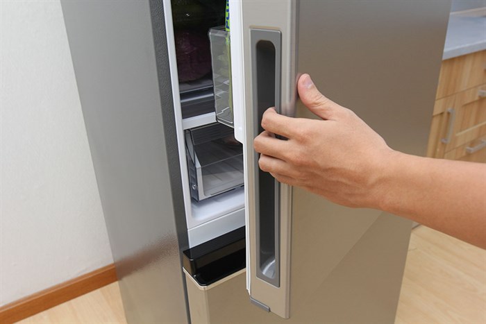 Tủ lạnh Panasonic Inverter 322 lít NR-BV368QSVN Màu Xám