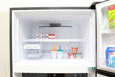Tủ lạnh Sharp 627 lít SJ-XP630PG-BK