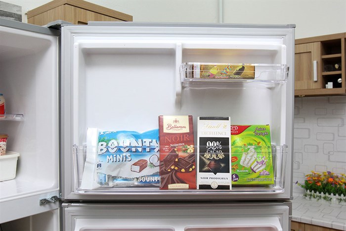 Tủ lạnh Toshiba 409 lít GR-T46VUBZ LS1 Màu Bạc