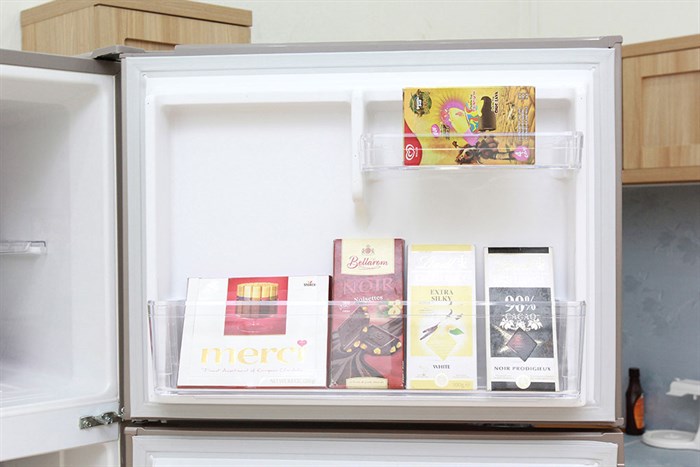 Tủ lạnh Toshiba 409 lít GR-T46VUBZ N1 Màu Nâu nhạt