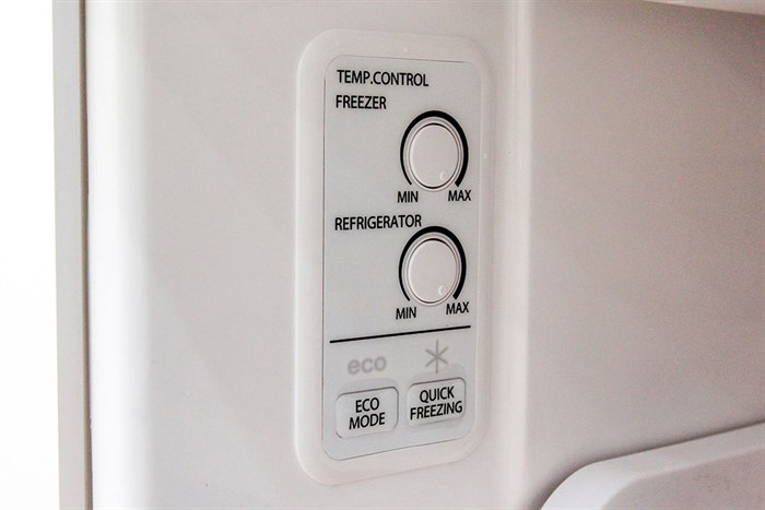 Tủ lạnh Toshiba 409 lít GR-T46VUBZ N1 Màu Nâu nhạt