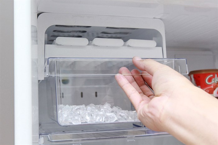 Tủ lạnh Toshiba 409 lít GR-T46VUBZ N1 Màu Nâu nhạt