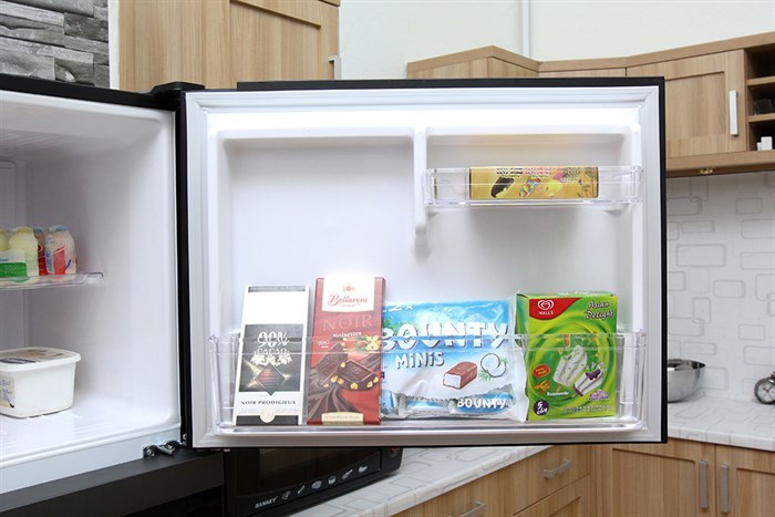 Tủ lạnh Toshiba Inverter 359 lít GR-TG41VPDZ Màu Đen