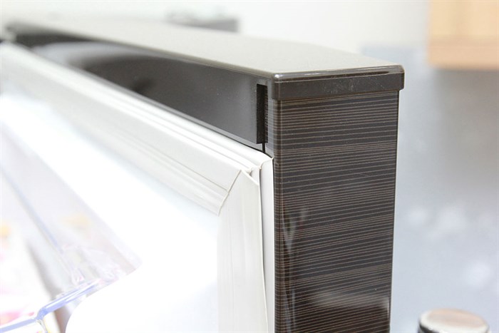 Tủ lạnh Mitsubishi Electric Inverter 580 lít MR-L72EH-BRW Màu Đen - nâu