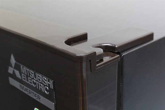 Tủ lạnh Mitsubishi Electric Inverter 580 lít MR-L72EH-BRW Màu Đen - nâu