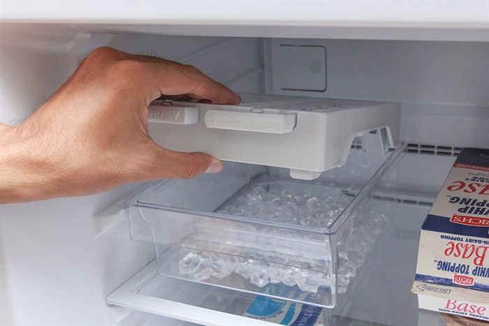 Tủ lạnh Mitsubishi Electric 204 lít MR-FV24J-BR-V Màu Nâu