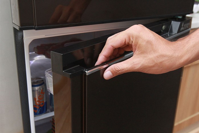 Tủ lạnh Mitsubishi Electric 204 lít MR-FV24J-BR-V Màu Nâu