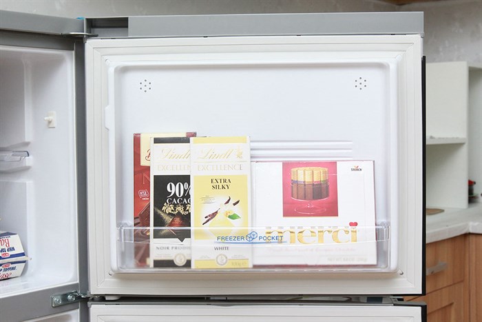 Tủ lạnh Aqua 165 lít AQR-S185BN Màu Bạc