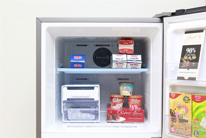 Tủ lạnh Samsung 320 lít RT32K5532UT/SV Màu Đen - Tím