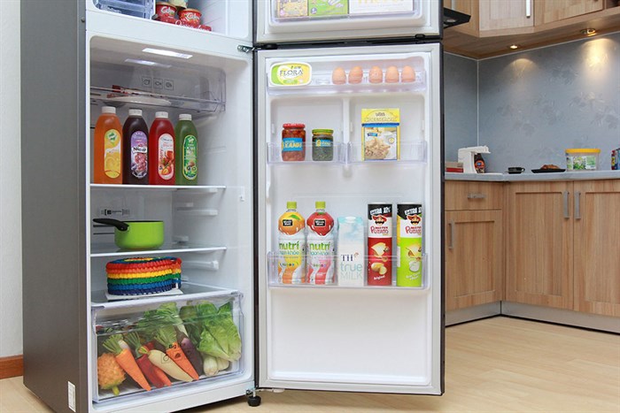 Tủ lạnh Samsung 320 lít RT32K5532UT/SV Màu Đen - Tím