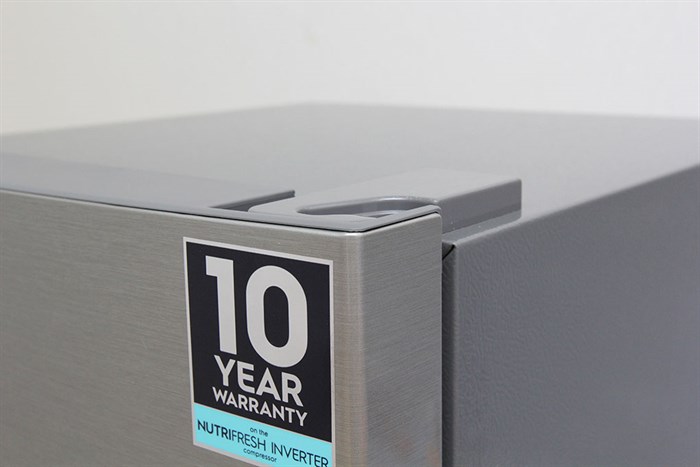 Tủ lạnh Electrolux Inverter 211 lít ETB2100MG Màu Bạc