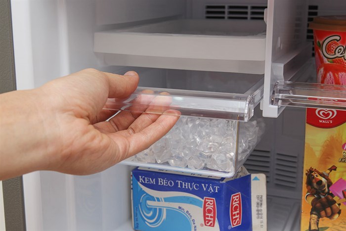 Tủ lạnh Sharp 180 lít SJ-194E-BS Màu Xám