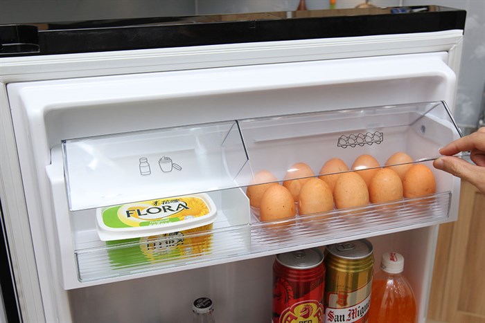 Tủ lạnh Panasonic Inverter 255 lít NR-BV288GKVN Màu Đen