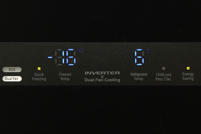 Tủ lạnh Hitachi 590 lít R-WB730PGV5 GBK Màu Đen