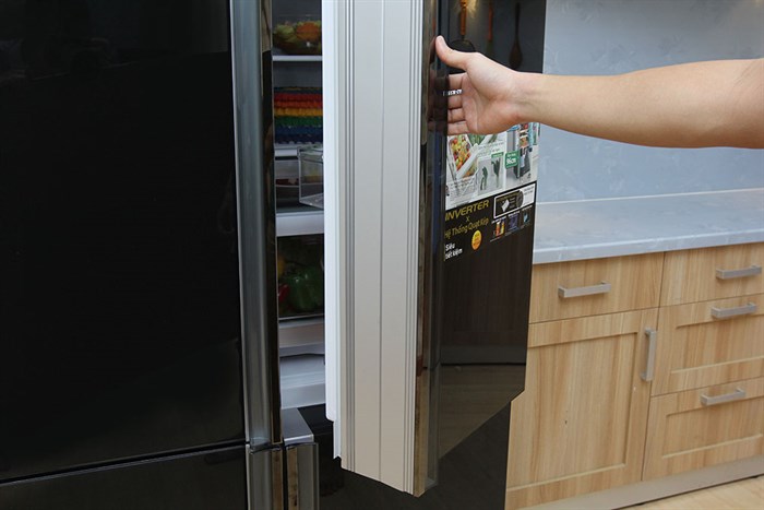 Tủ lạnh Hitachi 590 lít R-WB730PGV5 GBK Màu Đen