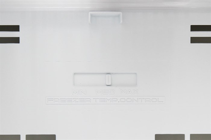 Tủ lạnh Aqua Inverter 204 lít AQR-I226BN Màu Nâu