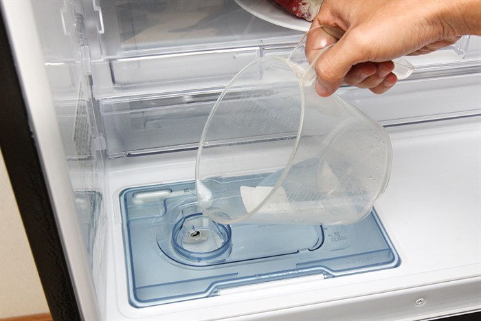 Tủ lạnh Mitsubishi Electric Inverter 326 lít MR-CX41EJ-BRW-V Màu Nâu