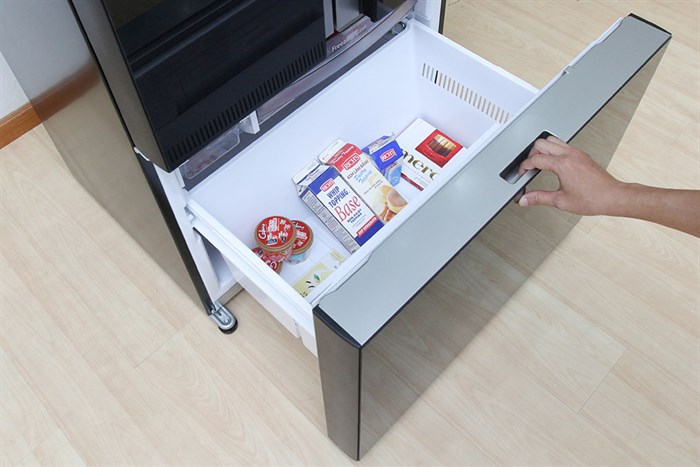 Tủ lạnh Panasonic 491 lít NR-CY557GKVN Màu Đen - nâu