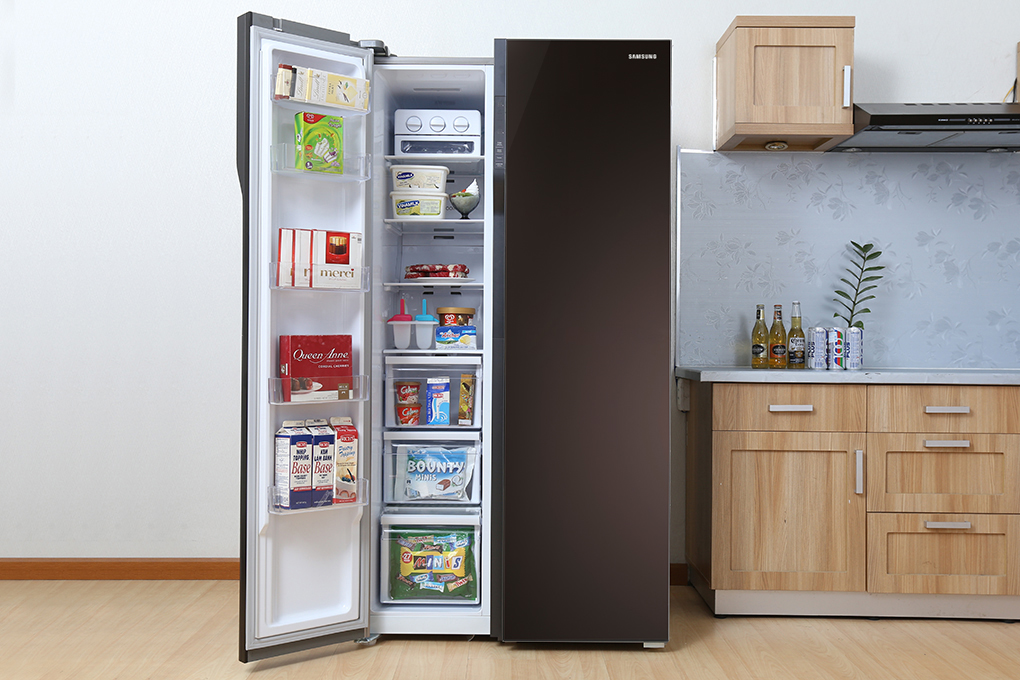 Tủ lạnh Samsung Inverter 538 lít RS552NRUA9M/SV Màu Nâu