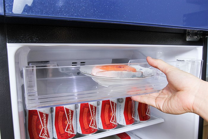 Tủ lạnh Panasonic 199 lít NR-BN211GAVN Màu Xanh Dương