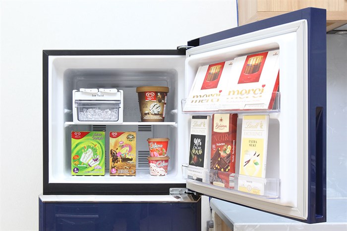 Tủ lạnh Panasonic 199 lít NR-BN211GAVN Màu Xanh Dương