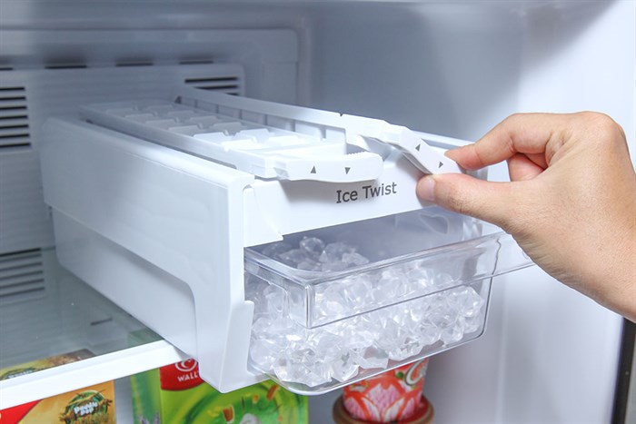 Tủ lạnh Panasonic 199 lít NR-BN211GKVN Màu Đen