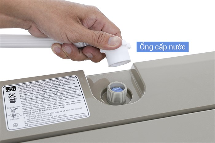 Máy giặt Aqua 9 kg AQW-S90AT