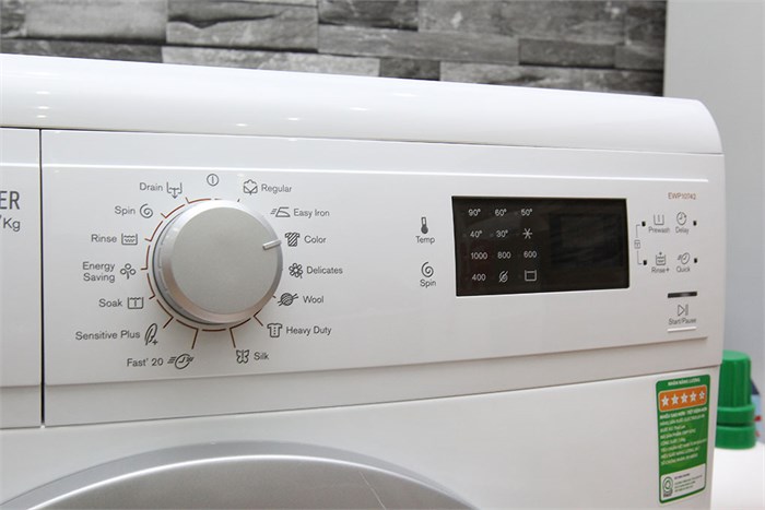 Máy giặt Electrolux 7 kg EWP10742