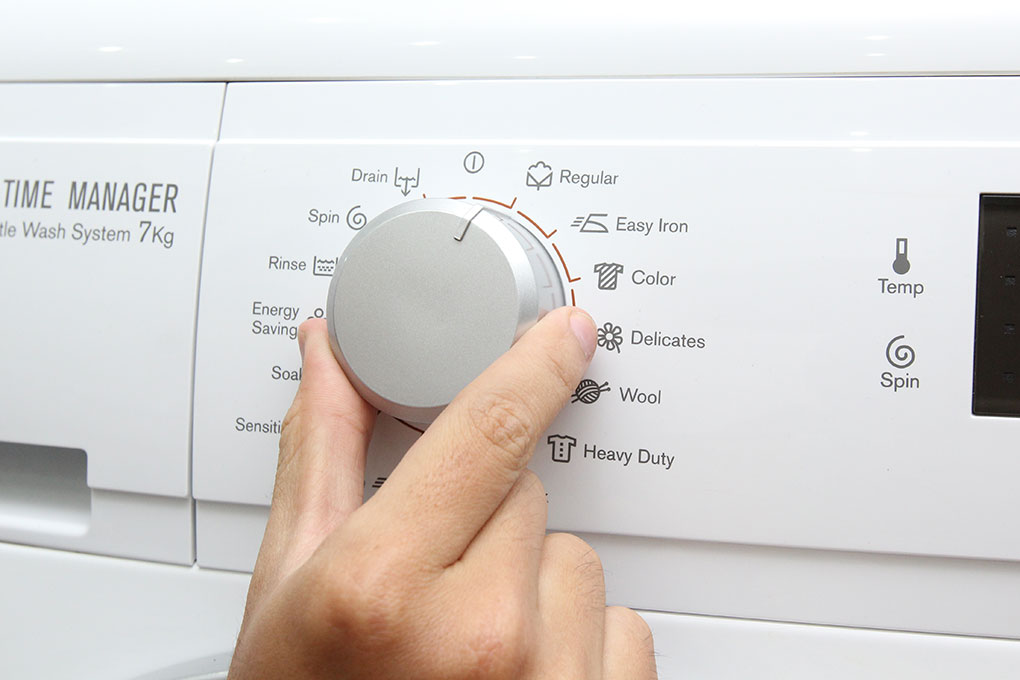 Máy giặt Electrolux 7 kg EWP10742