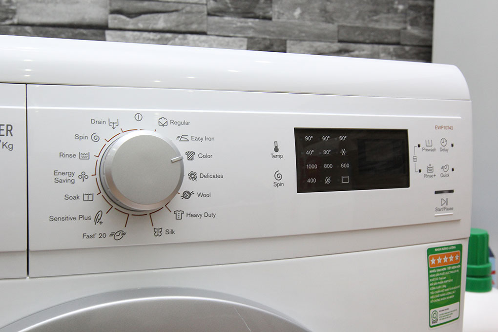 Máy giặt Electrolux 7 kg EWP10742
