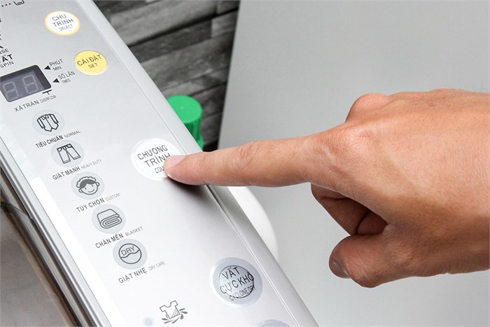 Máy giặt Sanyo ASW-U90NT 9kg