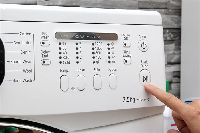 Máy giặt Samsung WF9752N5C 7.5 kg