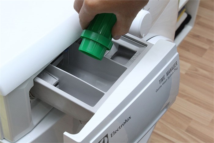 Máy giặt Electrolux EWP85752 7kg