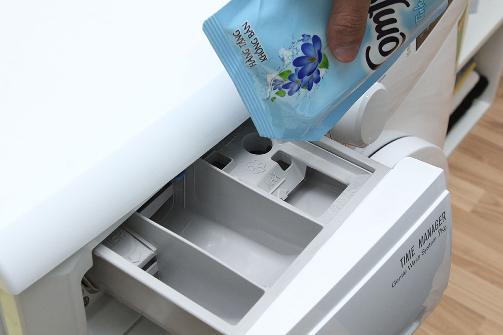 Máy giặt Electrolux EWP85752 7kg