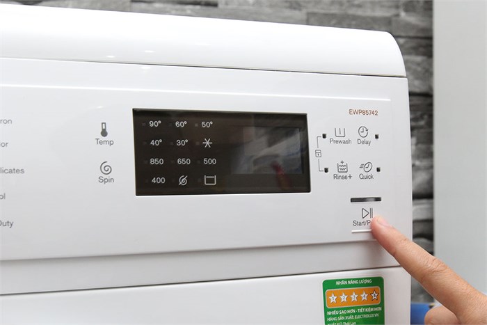 Máy giặt Electrolux EWP85742 7kg