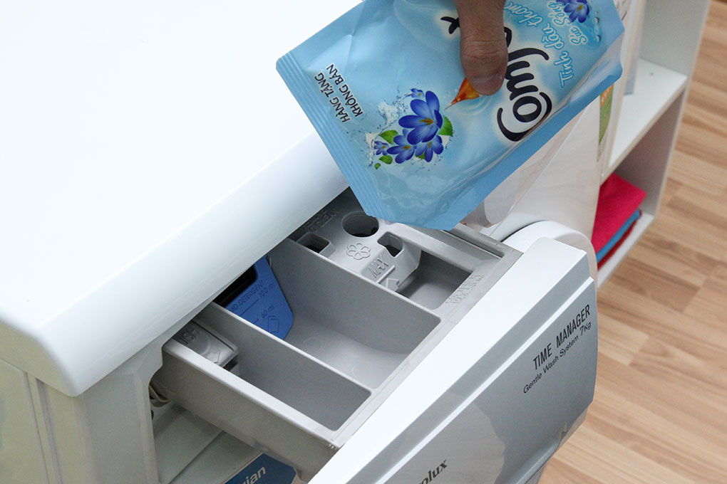 Máy giặt Electrolux EWP85742 7kg