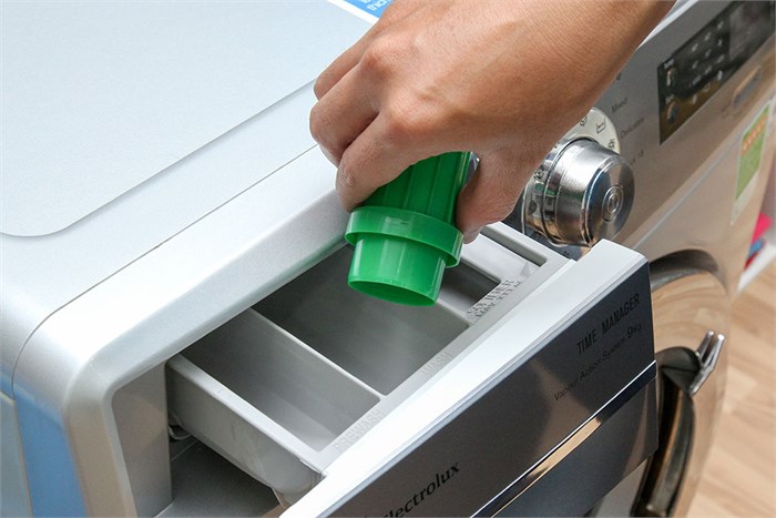 Máy giặt Electrolux EWF10932S 9kg