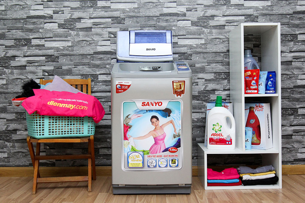 Máy giặt Sanyo ASW-U700Z1T 7kg Màu Bạc