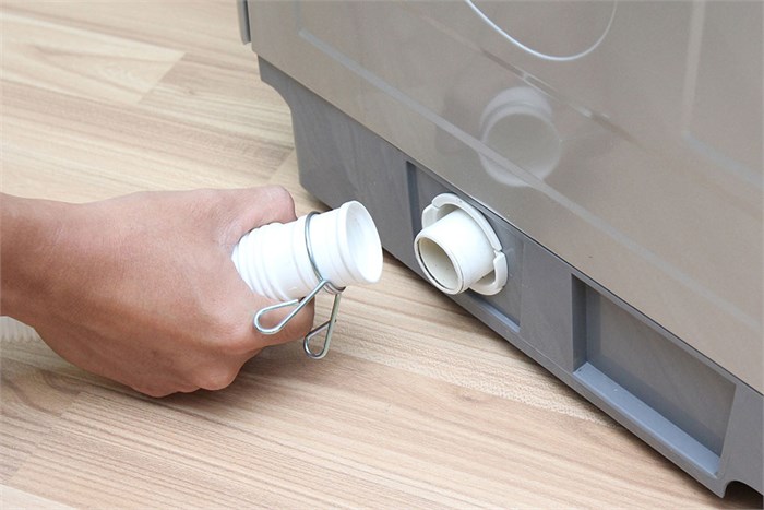 Máy giặt Sanyo ASW-U700Z1T 7kg Màu Bạc