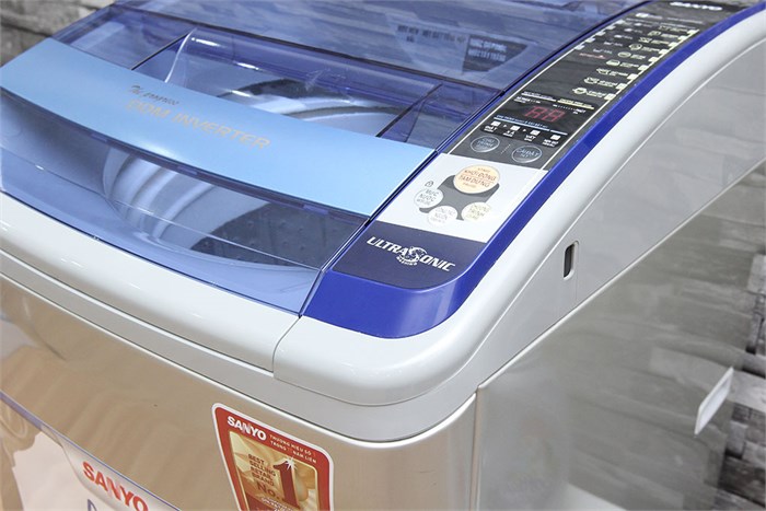 Máy giặt Sanyo 9kg ASW-DQ900ZT Màu Bạc