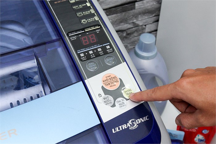 Máy giặt Sanyo 9kg ASW-DQ900ZT Màu Bạc