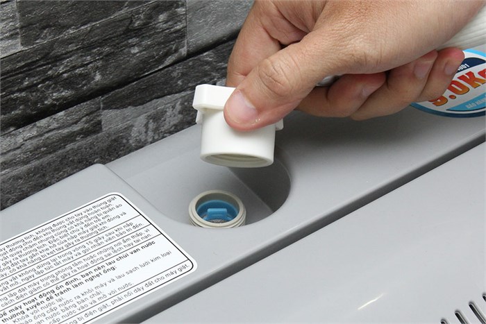 Máy giặt Sanyo ASW-DQ900HT 9kg Màu Bạc