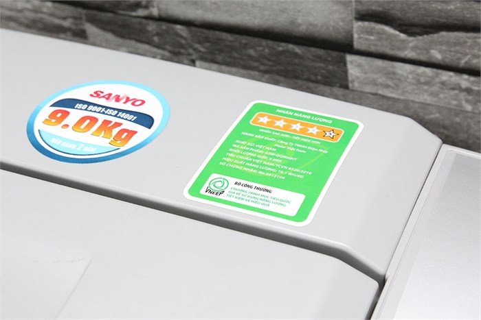 Máy giặt Sanyo ASW-DQ900HT 9kg Màu Bạc