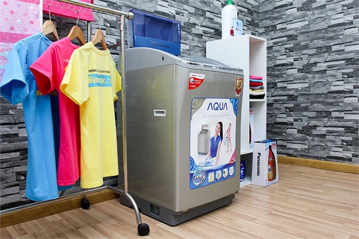 Máy giặt Sanyo ASW-DQ900HT 9kg Màu Bạc