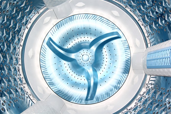 Máy giặt Toshiba Inverter 12kg AW-DC1300WV Màu Trắng