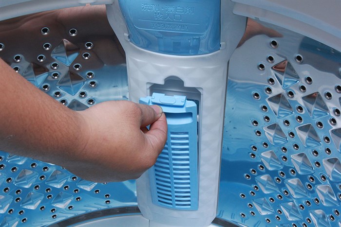 Máy giặt Toshiba Inverter 14kg AW-DC1500WV Màu Trắng